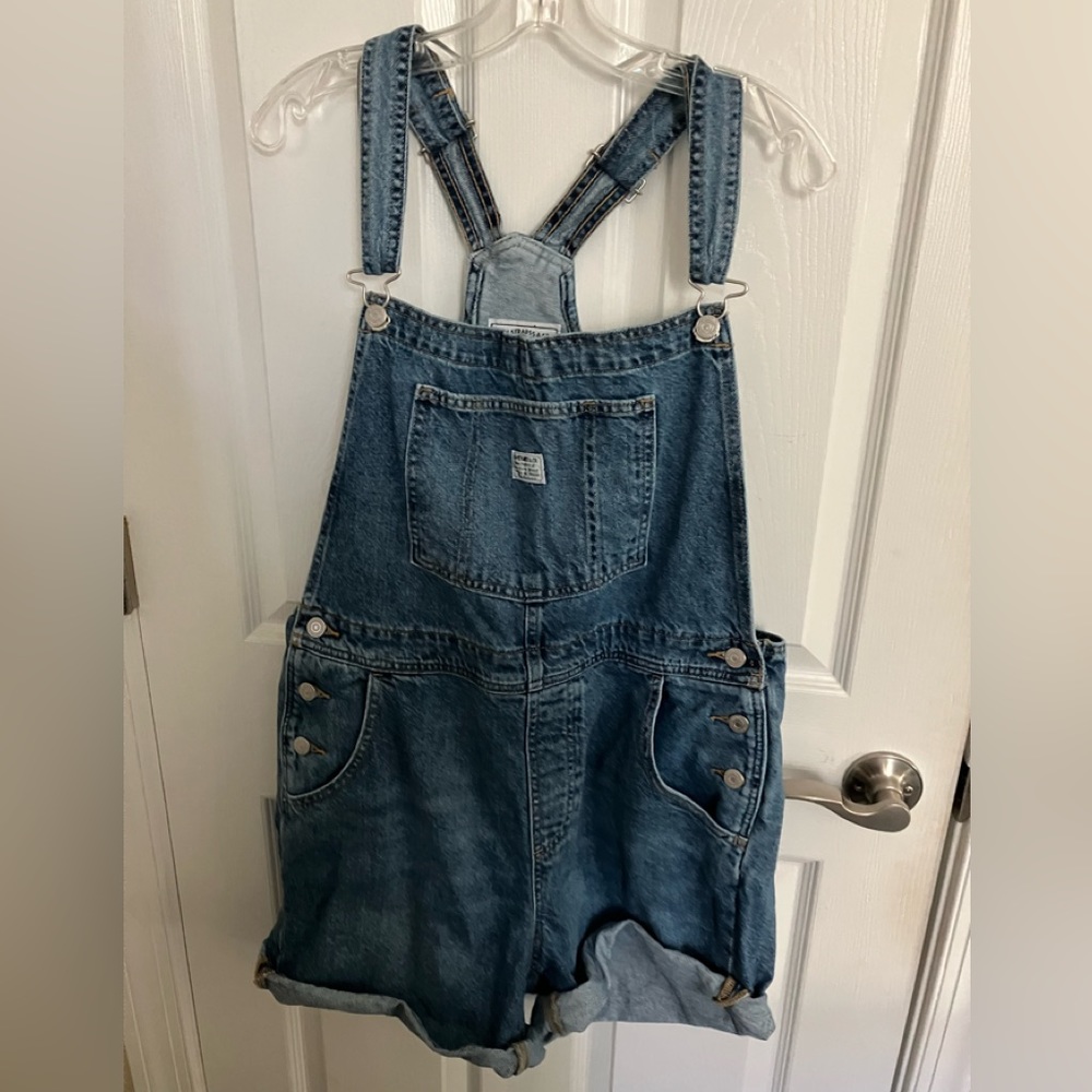 Levi Strauss Shortails
